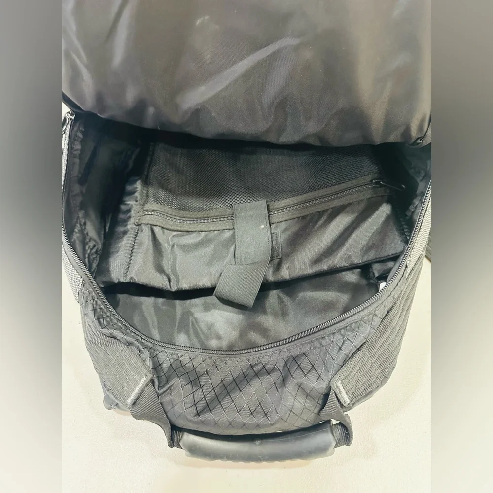 Targus Backpack Cabin Travel Bag With Extendable Arm‎ Excellent Condition